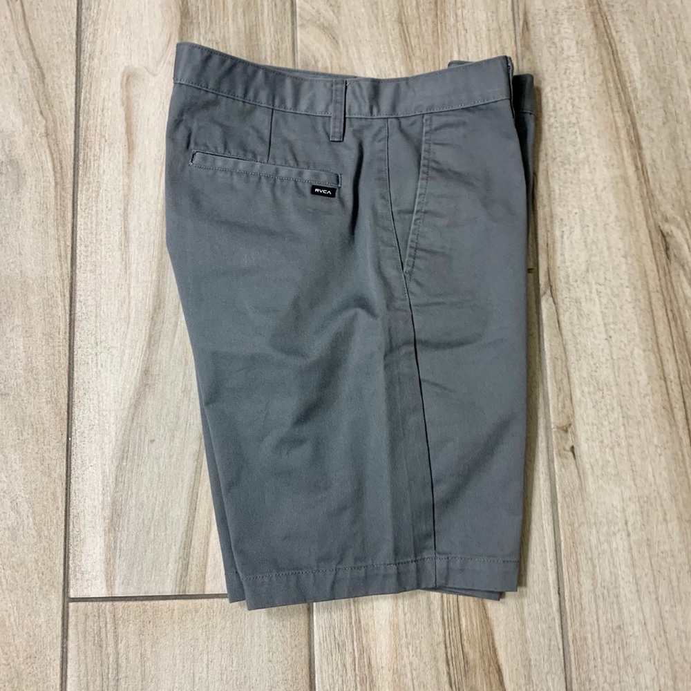 Like new RVCA shorts “The week-end chino” style